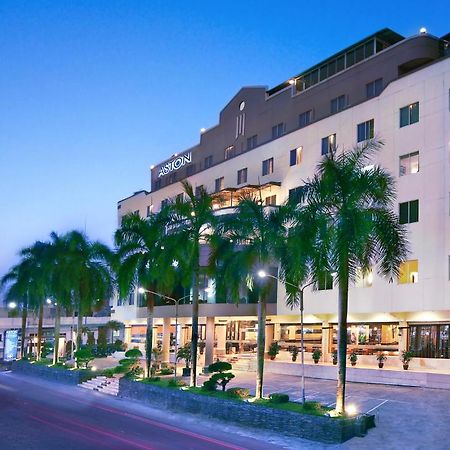 Aston Karimun City Hotel Tanjung Balai Karimun Exteriör bild