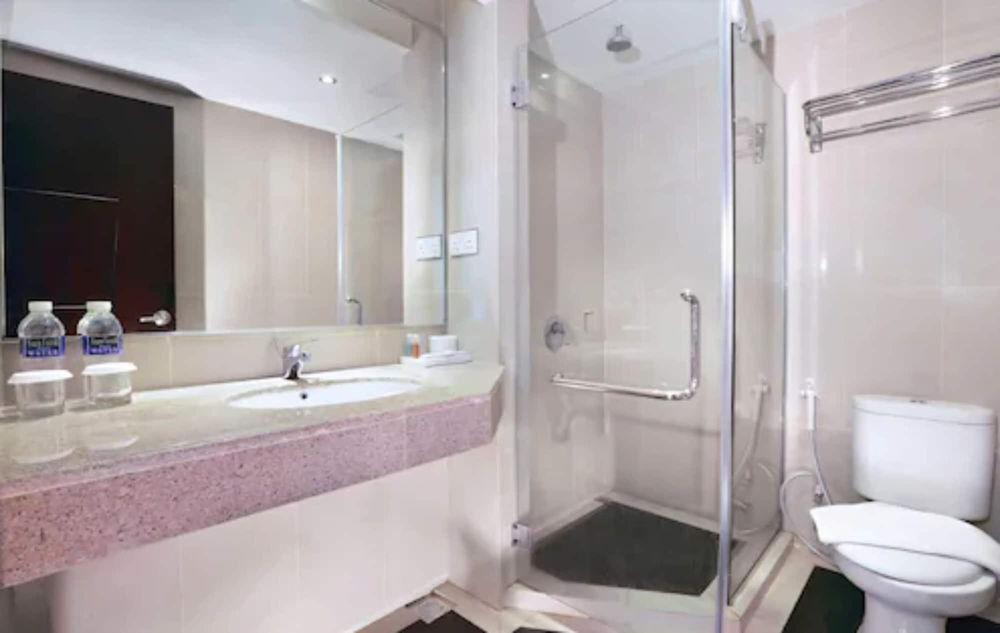 Aston Karimun City Hotel Tanjung Balai Karimun Exteriör bild