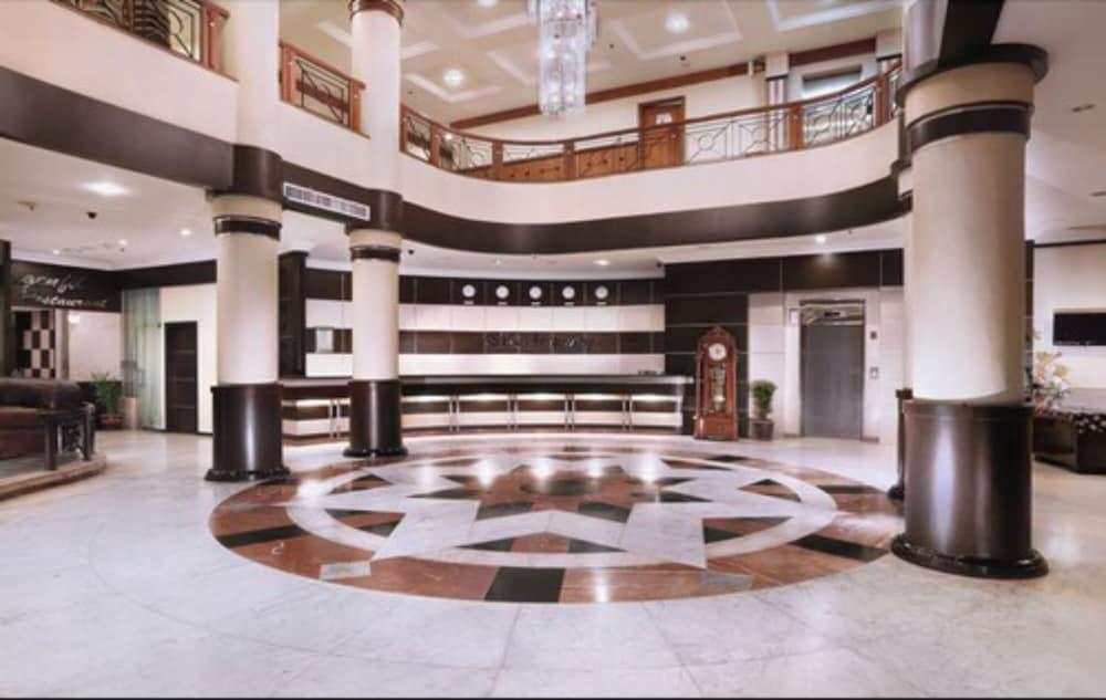 Aston Karimun City Hotel Tanjung Balai Karimun Exteriör bild