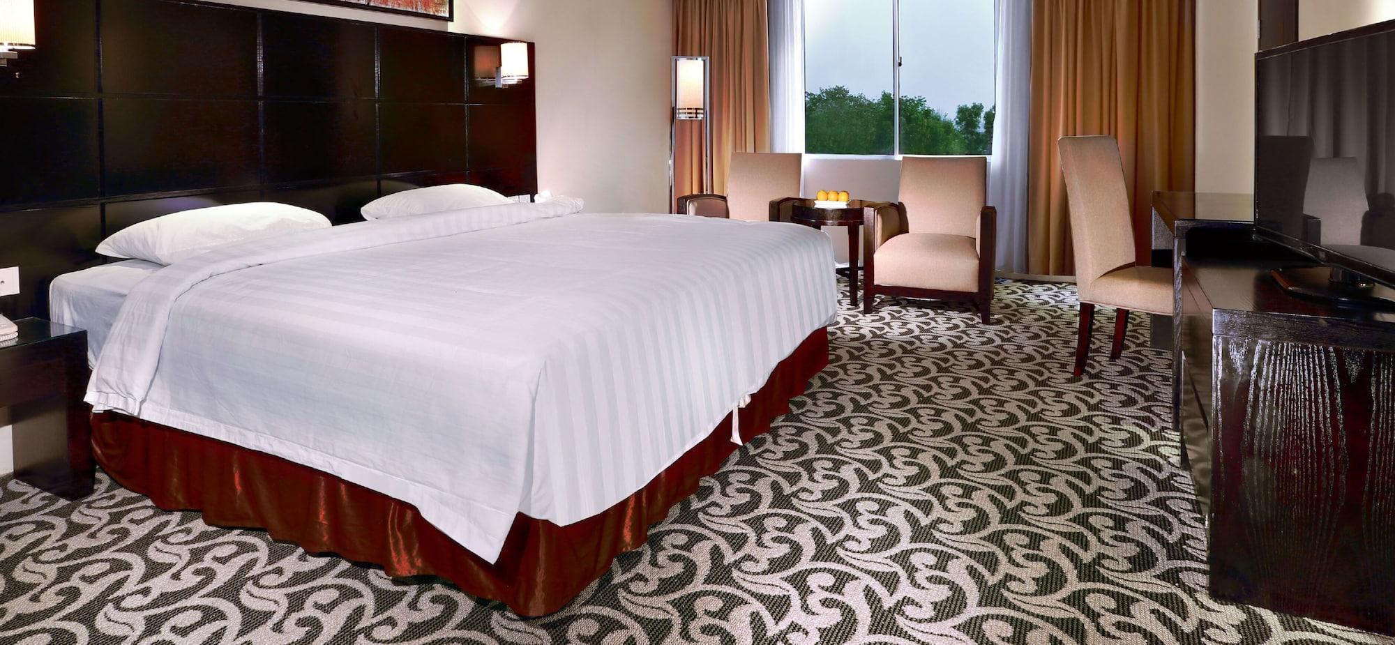 Aston Karimun City Hotel Tanjung Balai Karimun Exteriör bild