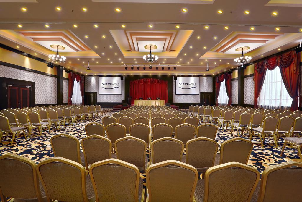 Aston Karimun City Hotel Tanjung Balai Karimun Exteriör bild
